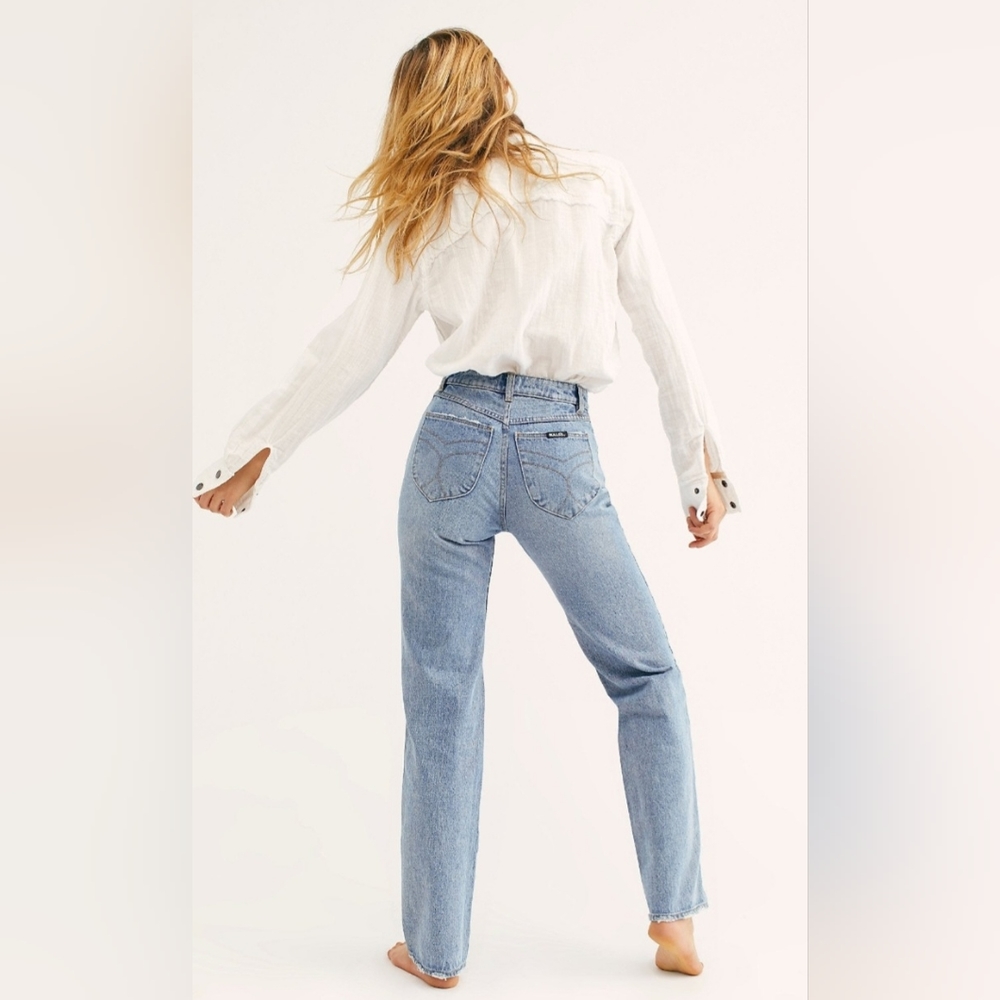 Rolla's Classic Straight Jean Light/Medium Wash